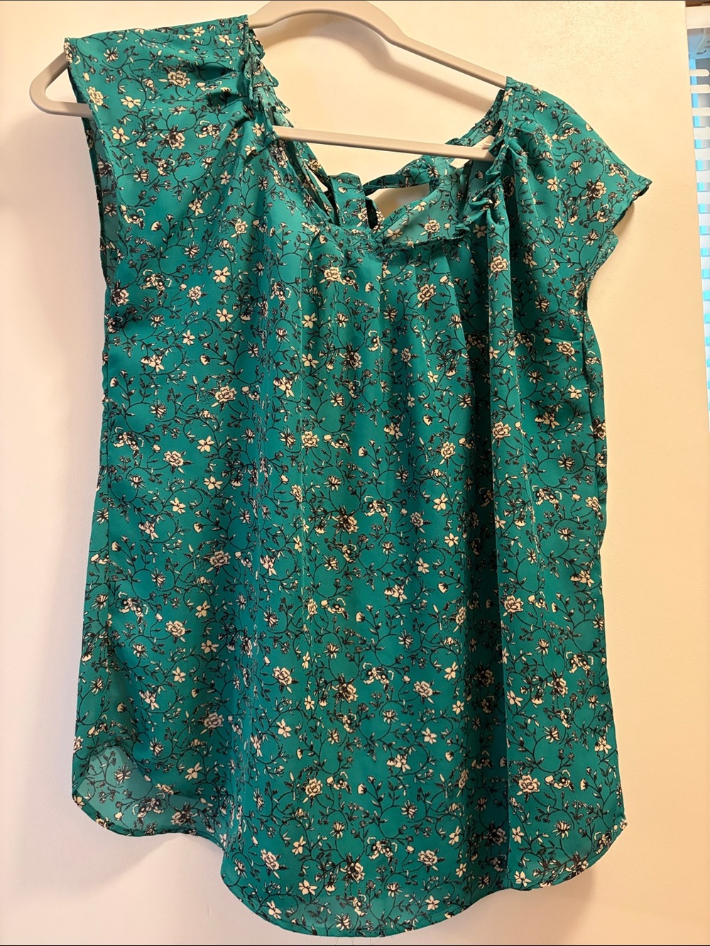 LC Lauren Conrad Teal Floral Tie-Back Cap Sleeve Blouse